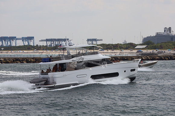 AZIMUT66...NNER.FTL.09