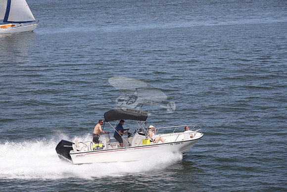 fl1400tj.real deal.boston whaler.14