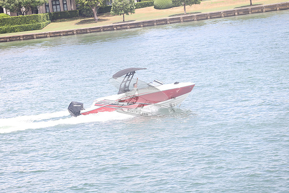 BAYLINER.RED.09