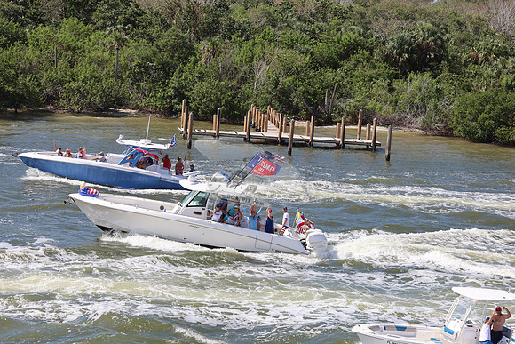 boston whaler.outrage.350.3