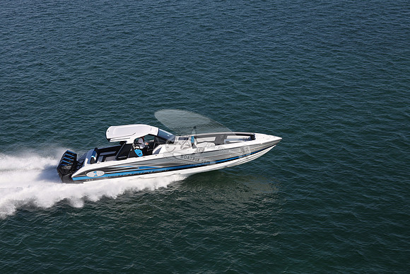 bruiser.ocean reef.2057