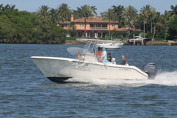 COBIA.WHITE HULL.05