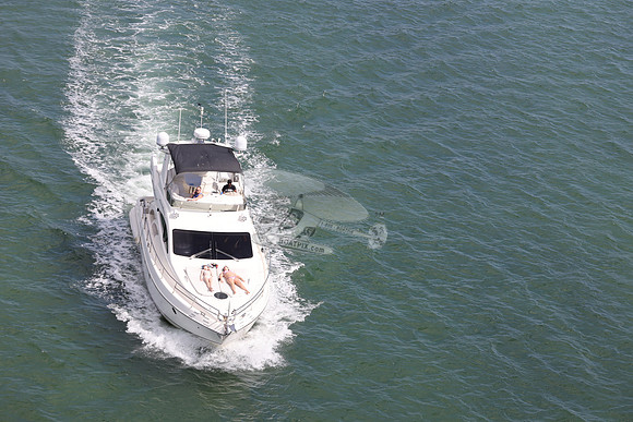 azimut.miami fl.8474