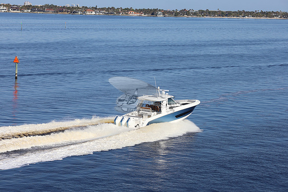 Boston Whaler 420 outrage.punta gorda.15