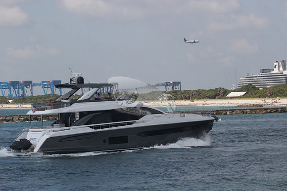 AZIMUT78.351
