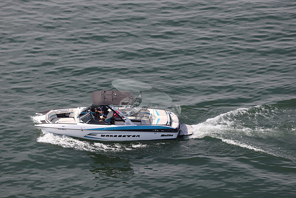 GA0356lj.wakester.09