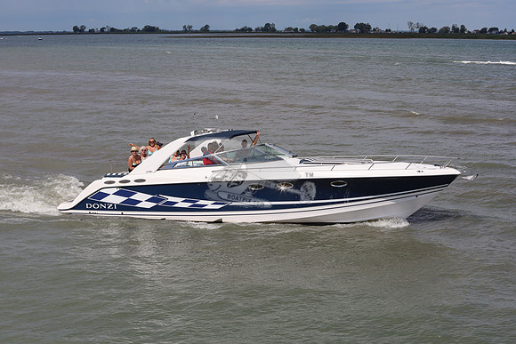donzi 39z.blue hull.0901
