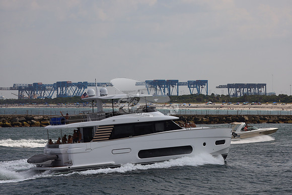 AZIMUT66...NNER.FTL.06