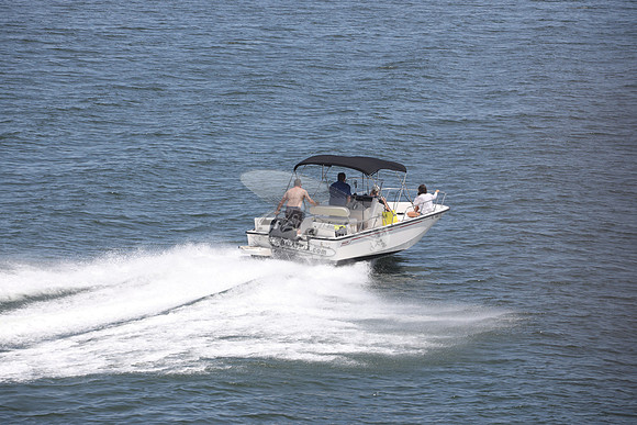 fl1400tj.real deal.boston whaler.02