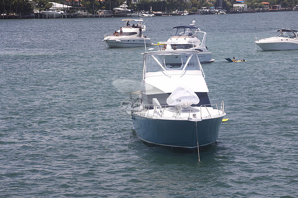 HATTERAS.BLUE HULL.03