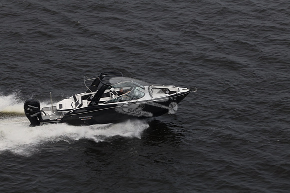 al0517rs.black.monterey.12