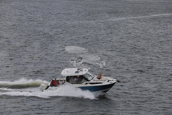 Boston Whaler.blue.2 merc 300.02