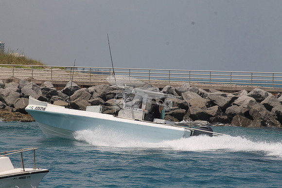 FL0352HK.458