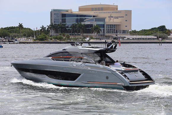 CAVALLO.MIAMI FL.RIVA.1