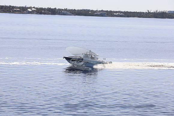 Boston Whaler 420 outrage.punta gorda.06
