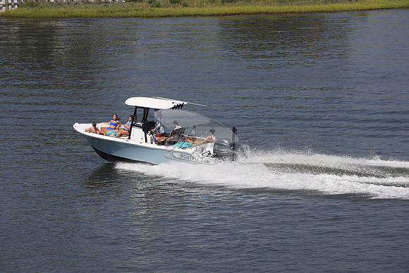 NC3454EX.SEA HUNT.5924