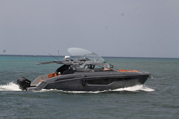 CRUISERS42.GRAY.6