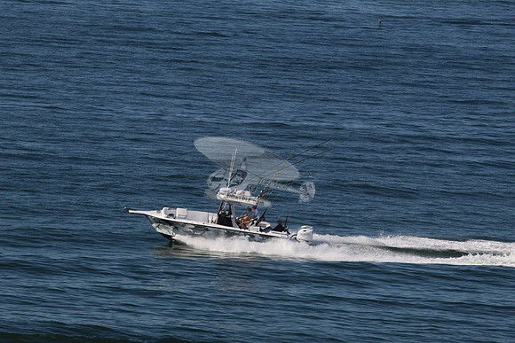camo boat.2 suzuki.5