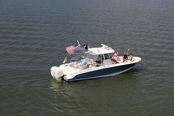 boston whaler.33.blue.4