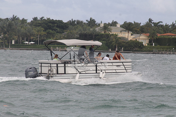 FL0979SU.12