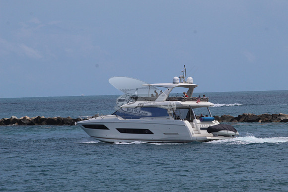 5 STAR.MIAMI FL.PRESTIGE68.1
