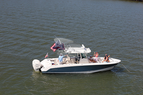 boston whaler.33.blue.6