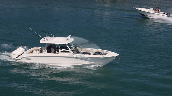 BOSTON WHALER.4 MERRURYS.008