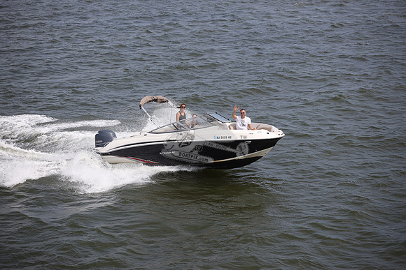 NJ0555HG.11