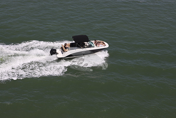 fl0649ru.4380