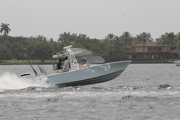 CONCH BOAT.2