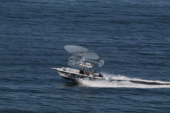 camo boat.2 suzuki.4
