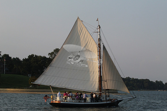 christeen.oyster bay.sail.0112