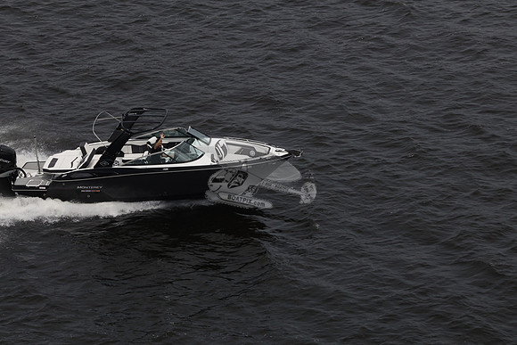 al0517rs.black.monterey.15
