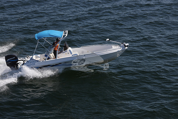 Concept 23.white.blue.black.08