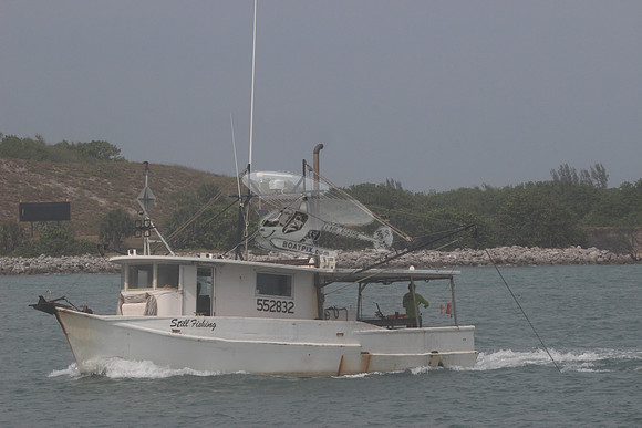 552832.STILL FISHING.CAPE CANAV FL.2