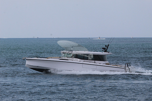 AXOPAR.WHITE.3 300 MERC.2