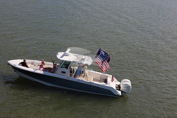 Boston Whaler.blue.9