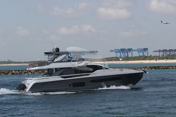 AZIMUT78.353
