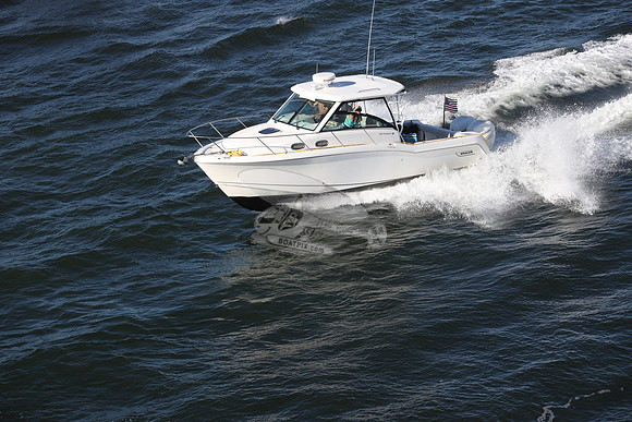BOSTON WHALER31.4405