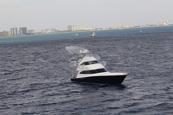 ---ake.double decker black hull viking.1532