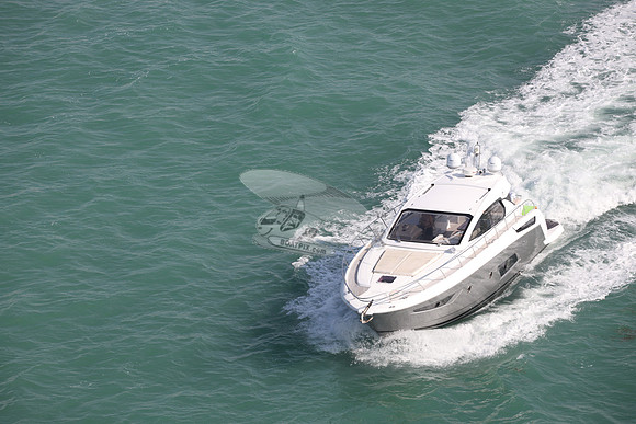 azimut.tan hull.0692
