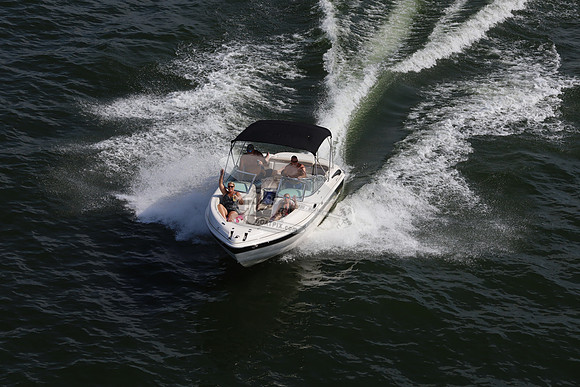 bryant.bowrider.06