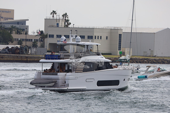 AZIMUT66...NNER.FTL.11