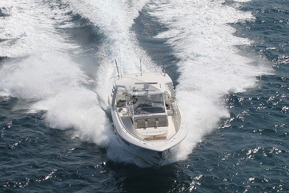 Boston Whaler.outrage 420.14