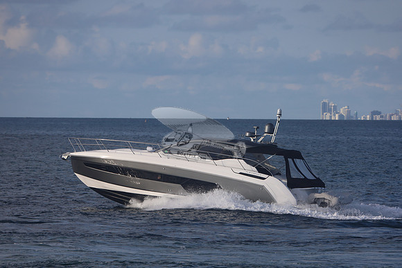 azimut 45.06