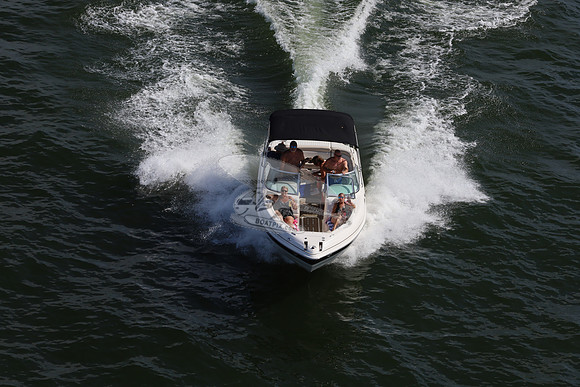 bryant.bowrider.08