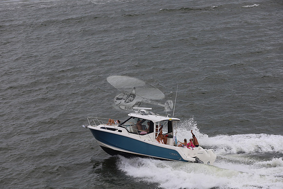 Boston Whaler.blue.2 merc 300.12