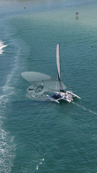 12.FL7451RF.TRIPLE THREAT.9316