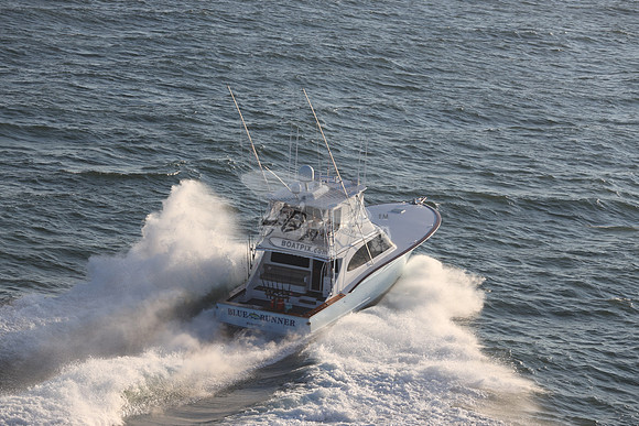 blue runner.manasquan.9247