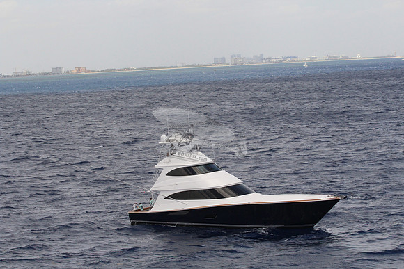 ---ake.double decker black hull viking.1527